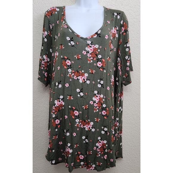 24/7 Maurices Green Pink Floral Print Top 2X Plus Lightweight Flowy Stretch Soft - Picture 1 of 4